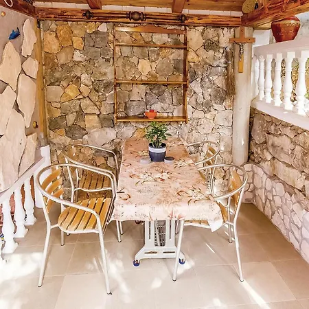 2 Bedroom Lovely In Апартаменты *